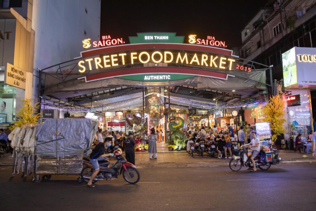 HCMC - Ben Thanh Night Street Food Market - fareast247