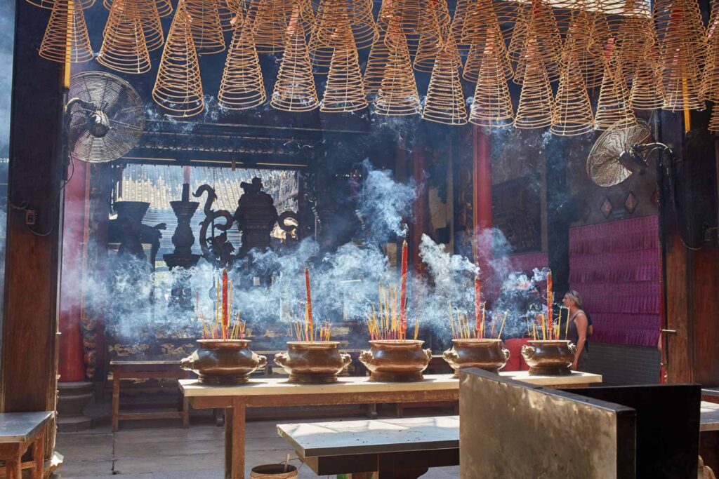 HCMC - Thien Hau Lady Temple China Town -fareast247