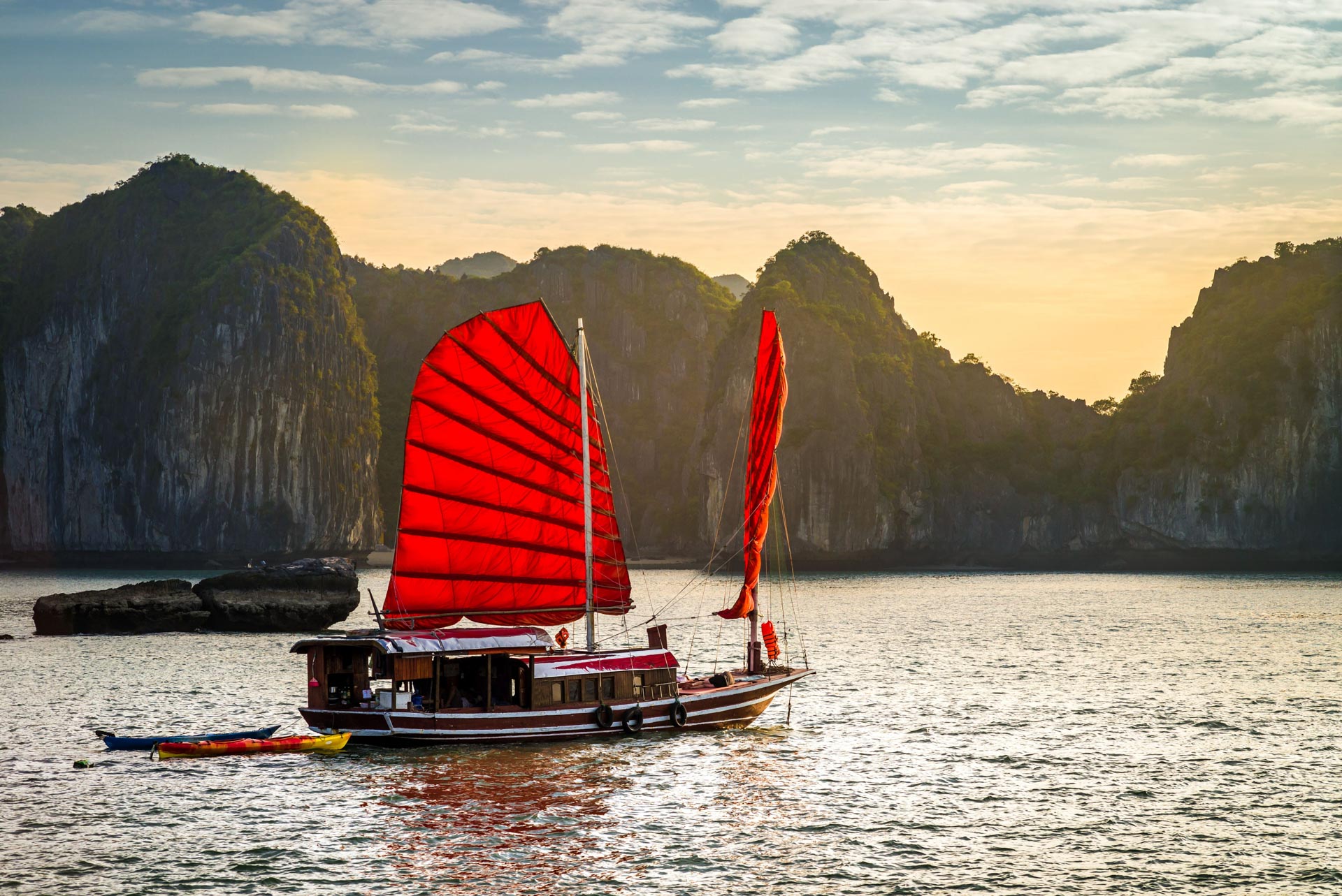 Ha Long Bay - Red Boat Sunset - NS - SS - Fareast247