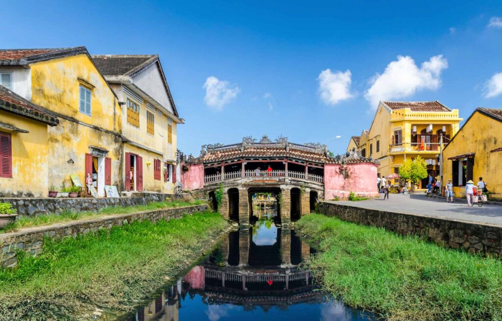 Hoian - Old Bridge - fareast247
