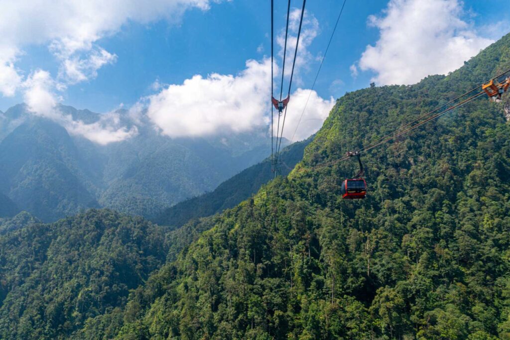 Sapa - Fansipan Car Cable Fareast247